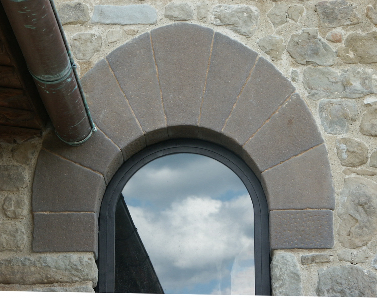 Arco di Pietra Macigno di Greve