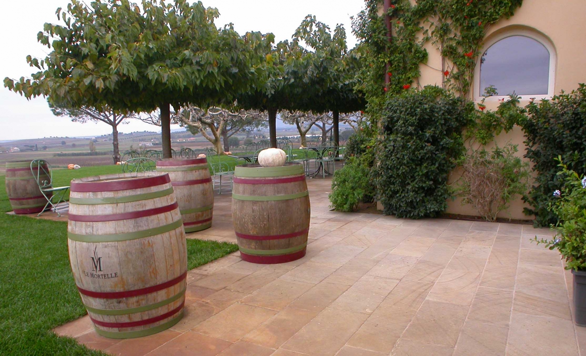 Pavimentazione Pietra Santafiora Anticata Tenuta Le Mortelle, Castiglion della Pescaia