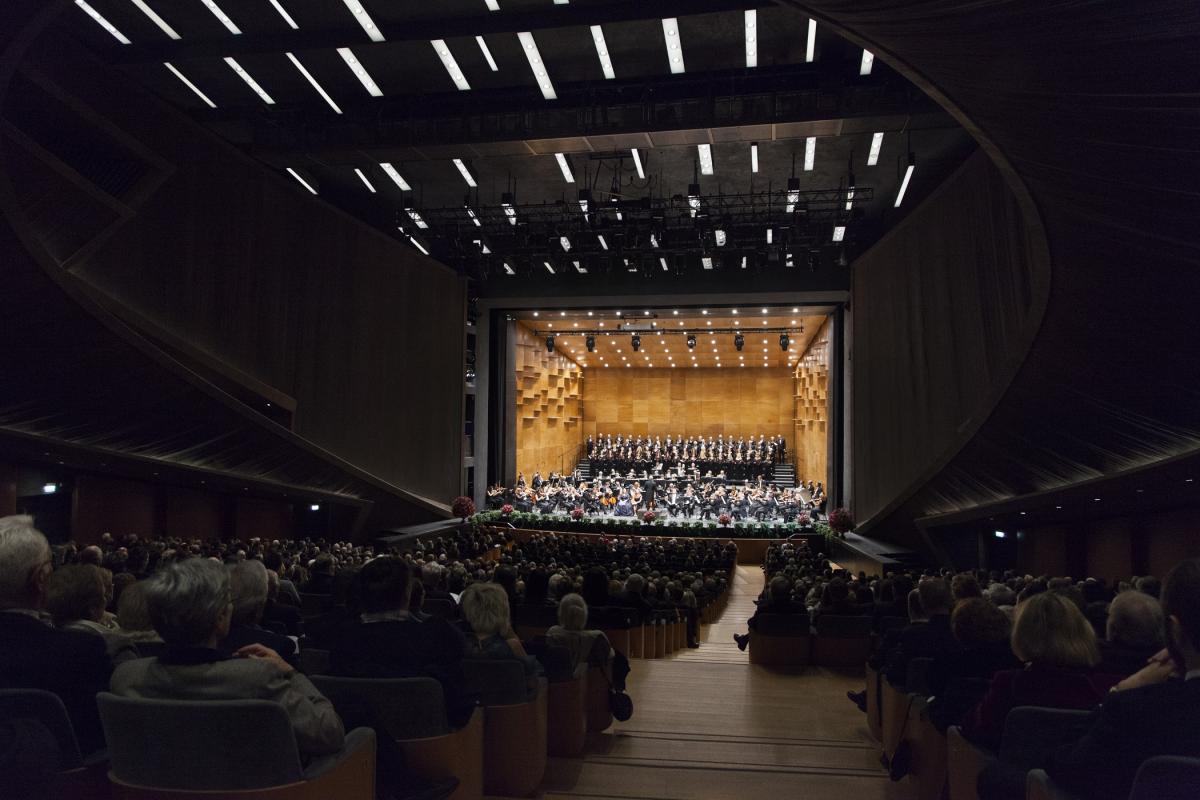 新歌剧院（Nuovo Teatro dell'Opera）